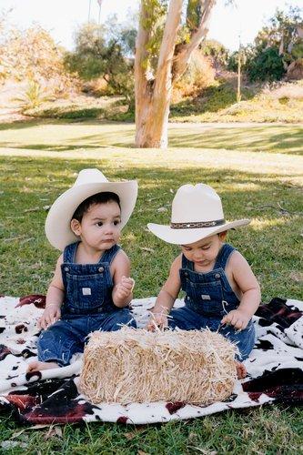 mobile - carousel-hero-element image-2