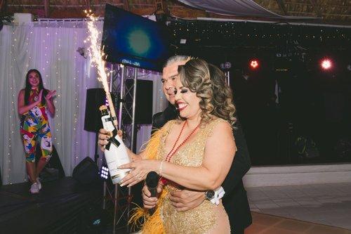 mobile - carousel-hero-element image-1