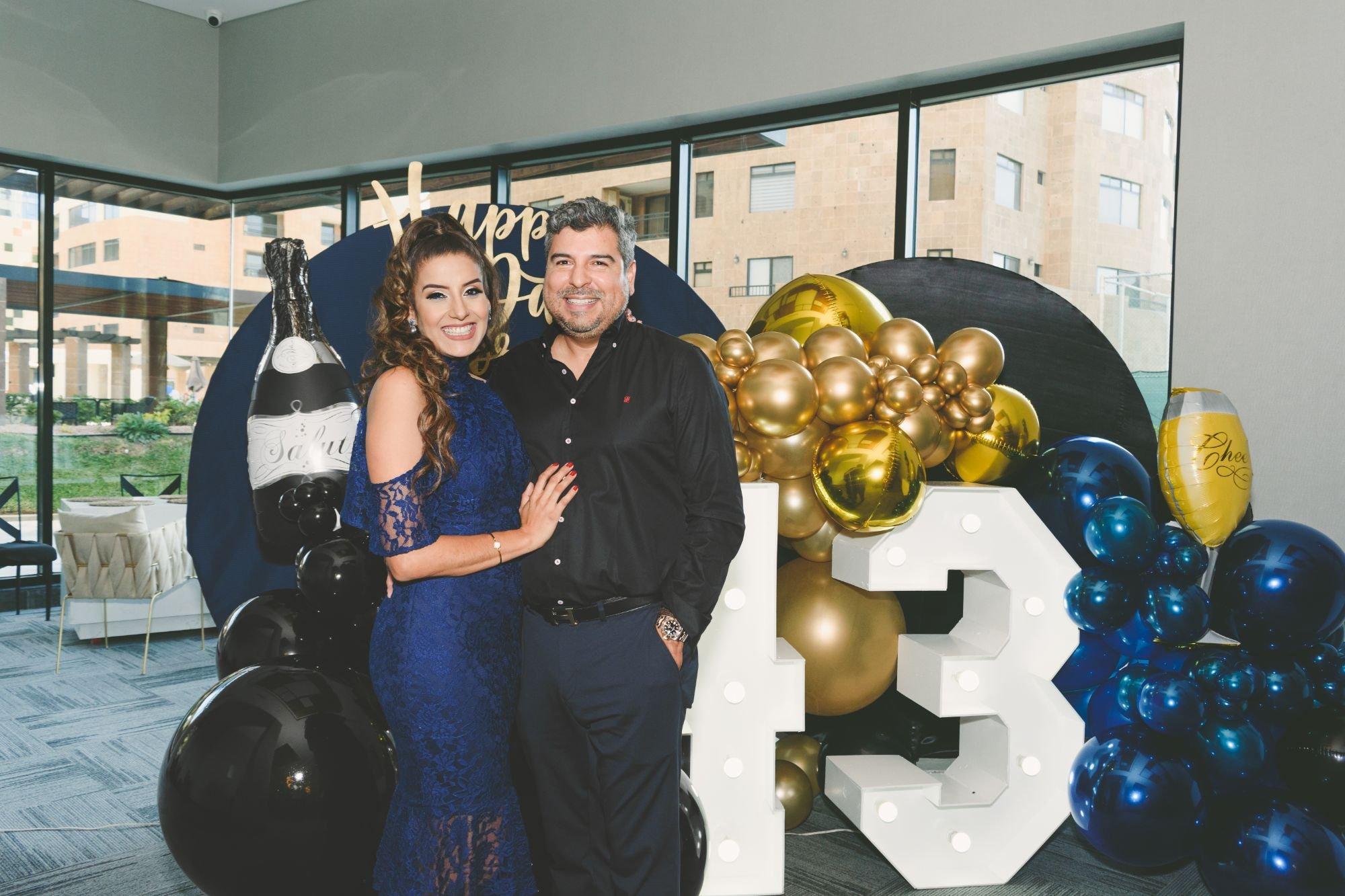 carousel-hero-element image-4