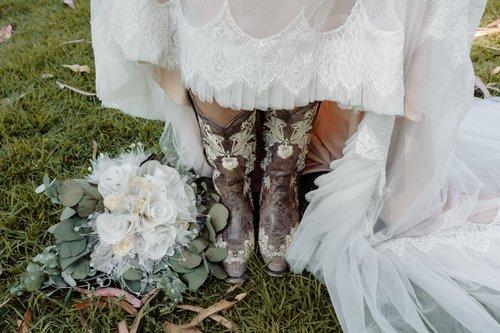 mobile - carousel-hero-element image-5